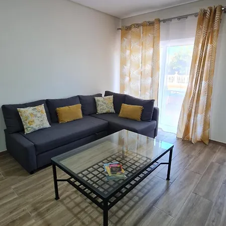 Casa Amarela - * Albufeira